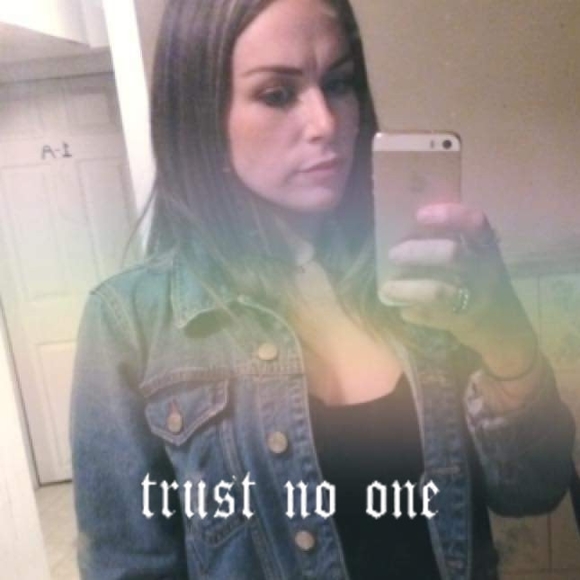 Meet your Posher, Brittany - Picture 1 of 1